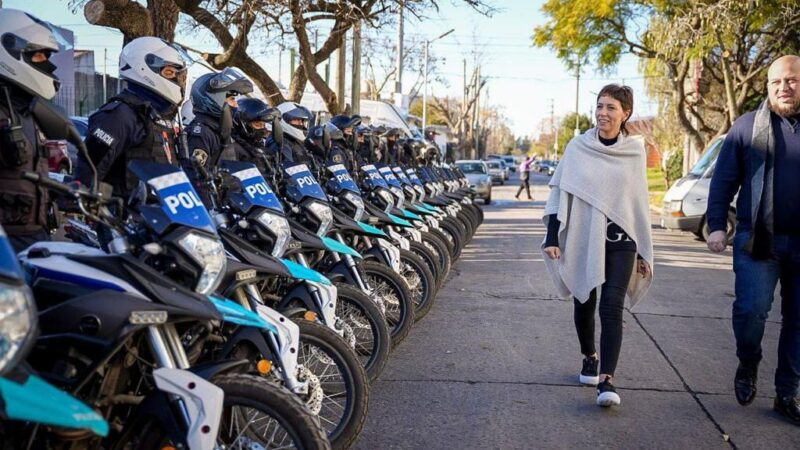 MAYRA INAUGURÓ LA NUEVA BASE OPERATIVA DE LA DIVISIÓN MOTORIZADA DE LA POLICÍA LOCAL EN VILLA ALCIRA