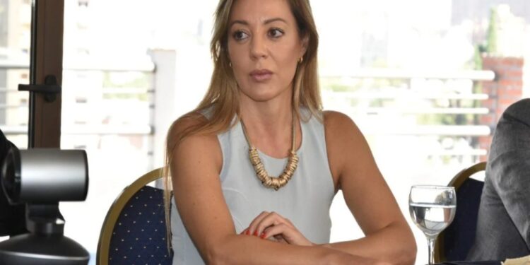 Flavia Royón es la nueva secretaria de Energía