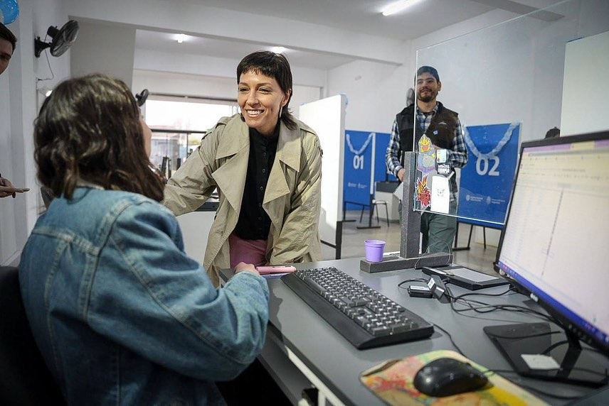 MAYRA DESTACÓ EL PRIMER ANIVERSARIO DEL CENTRO DE DOCUMENTACIÓN RÁPIDA DE QUILMES