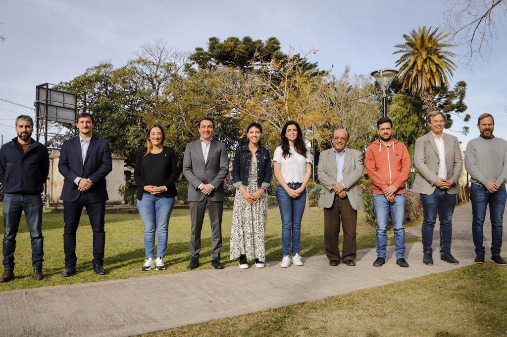 MAYRA RECIBIÓ A LUANA VOLNOVICH Y A INTENDENTES DE LA TERCERA SECCIÓN Y MANTUVIERON UN ENCUENTRO PARA FORTALECER EL SISTEMA DE SALUD