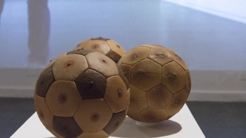 “Figuritas. Apariciones Futboleras en el Arte Argentino” en la Casa Nacional del Bicentenario