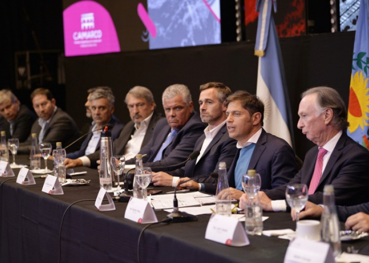 Kicillof participó del cierre del 141° Consejo Federal de la Cámara Argentina de la Construcción