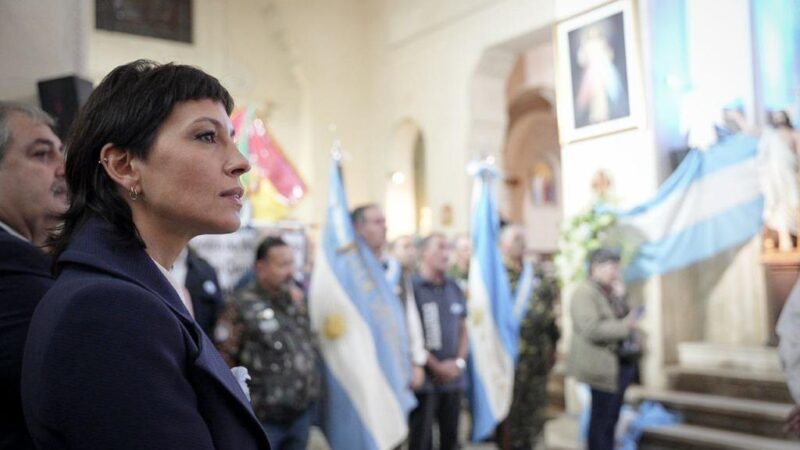 MAYRA PARTICIPÓ DEL TEDEUM EN LA CATEDRAL DE QUILMES Y COMPARTIÓ UN DESAYUNO CON VECINOS E INSTITUCIONES