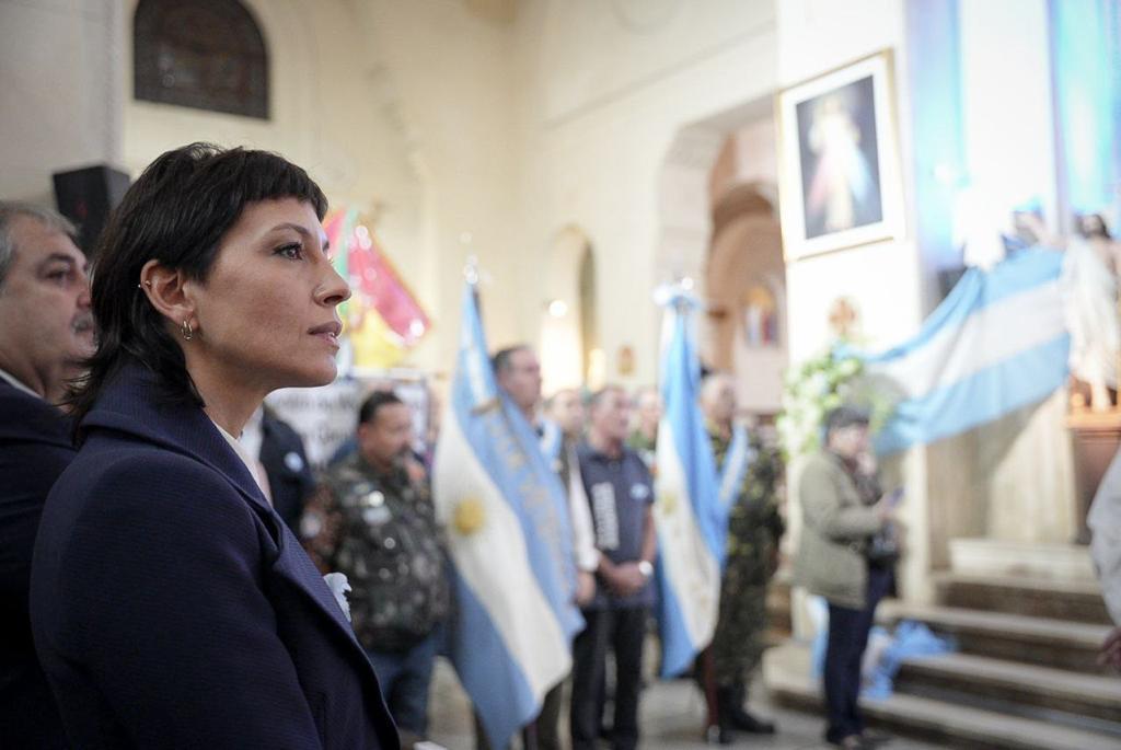 MAYRA PARTICIPÓ DEL TEDEUM EN LA CATEDRAL DE QUILMES Y COMPARTIÓ UN DESAYUNO CON VECINOS E INSTITUCIONES