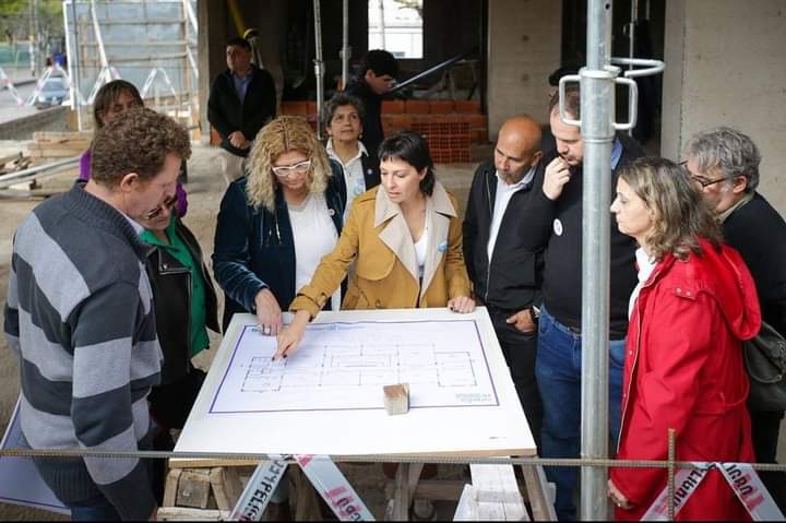 MAYRA RECORRIÓ LOS AVANCES DE OBRA DEL NUEVO EDIFICIO DEL ISFDyT Nº 83 EN SAN FRANCISCO SOLANO