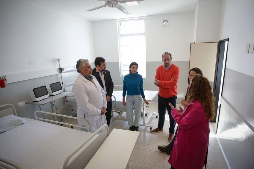 MAYRA Y NICOLÁS KREPLAK SUPERVISARON LA OBRA DE REFACCIÓN DE LA SALA DE PEDIATRÍA DEL HOSPITAL IRIARTE DE QUILMES