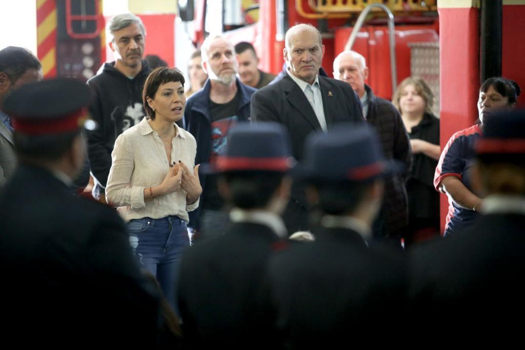 MAYRA DESTACÓ LA LABOR Y EL COMPROMISO DE LOS BOMBEROS VOLUNTARIOS EN SU DÍA