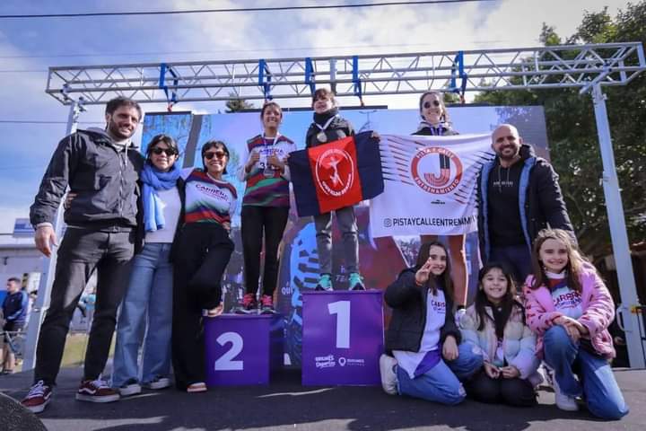 MAYRA EN LA CARRERA ANIVERSARIO “SOMOS QUILMES”: “ESTE AÑO FUE HERMOSA, EL AÑO QUE VIENE SERÁ AÚN MEJOR”