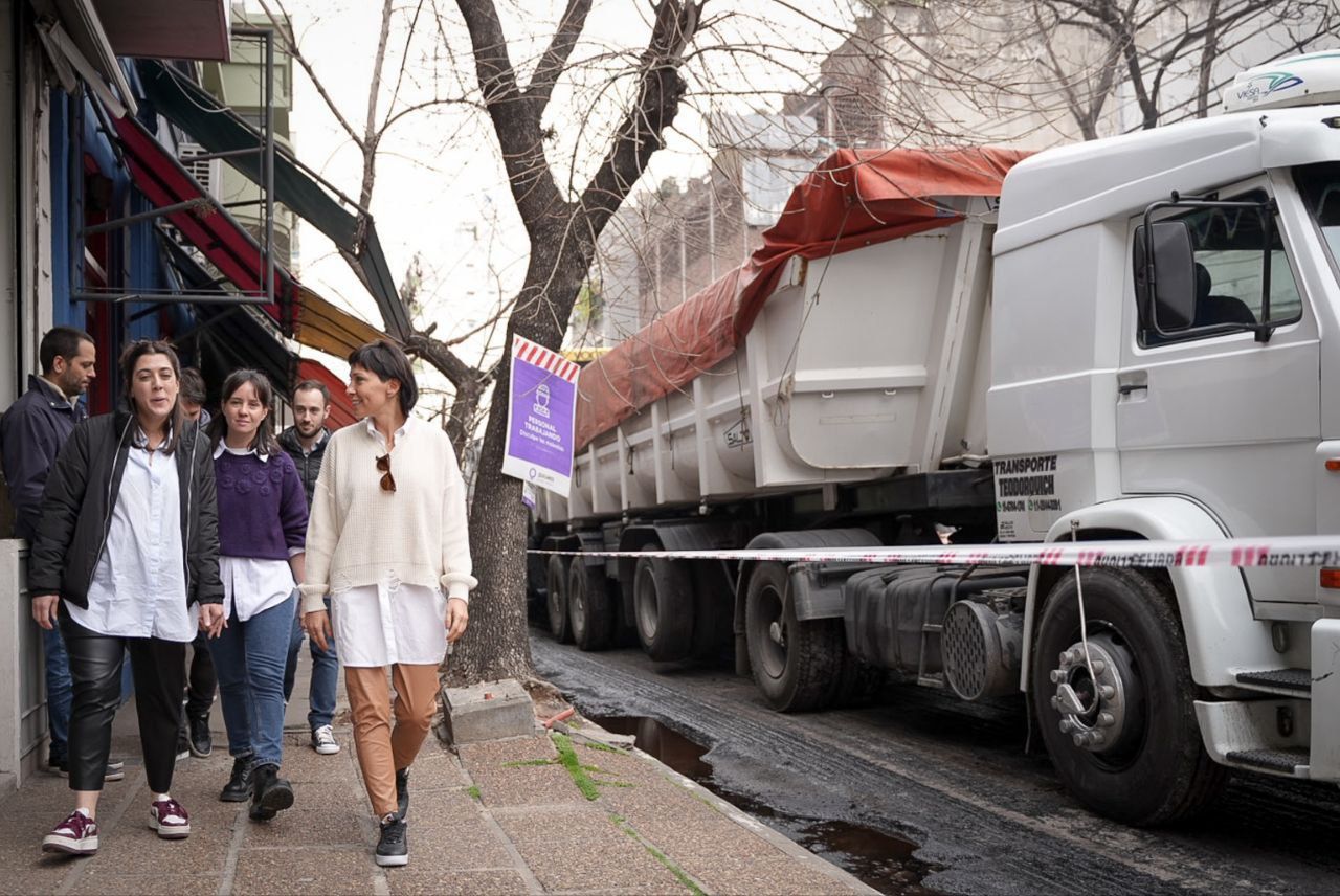 MAYRA SUPERVISÓ LA OBRA DE REPAVIMENTACIÓN ASFÁLTICA EN EL CENTRO DE QUILMES