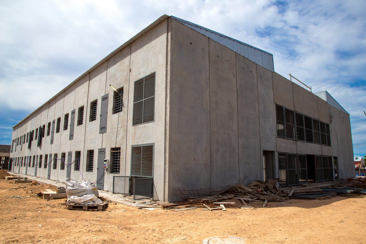 SIGUE AVANZANDO LA CONSTRUCCIÓN DE LA ALCAIDÍA EN QUILMES