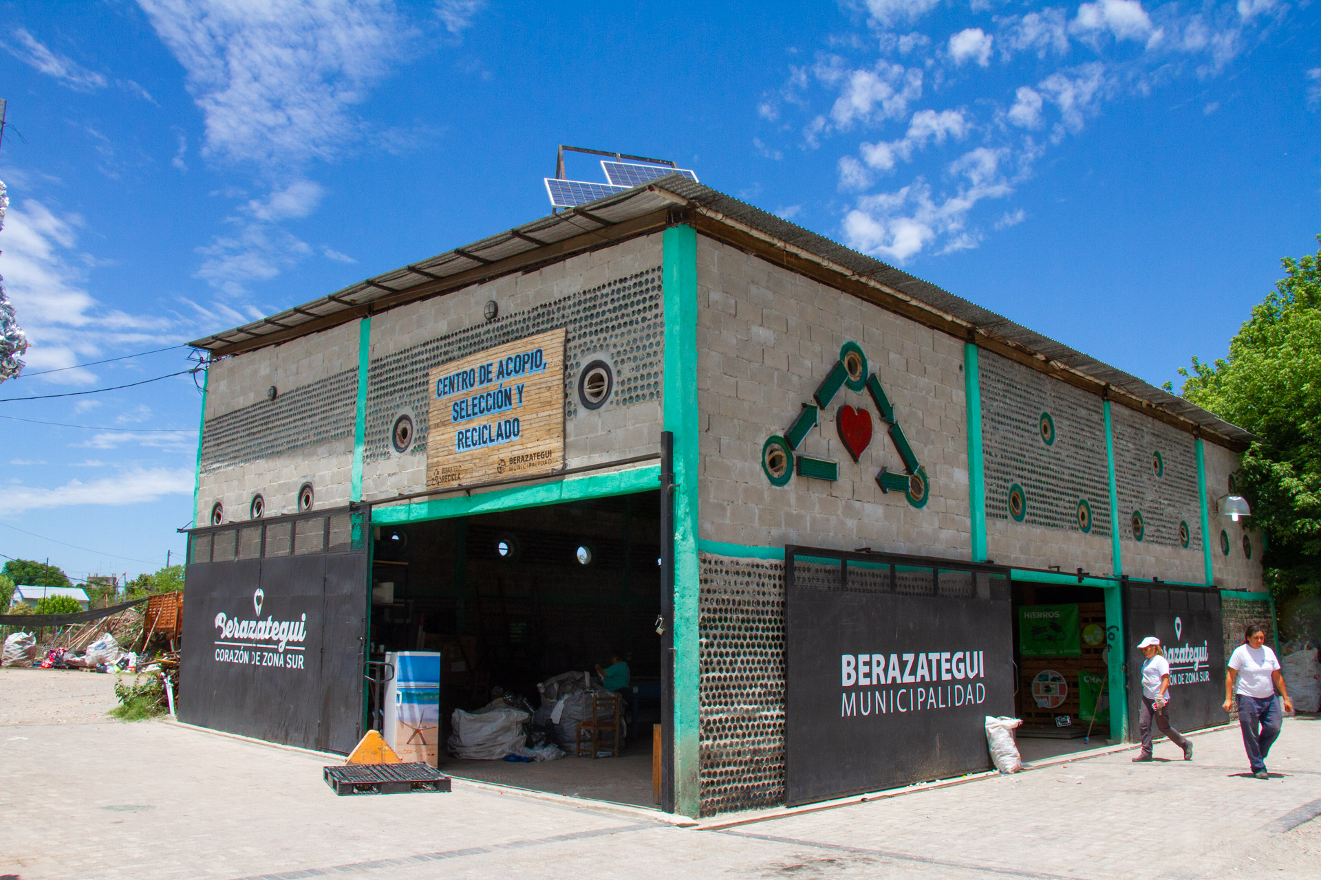 LAS ESCUELAS DE BERAZATEGUI COLABORAN CON EL CUIDADO DEL AMBIENTE