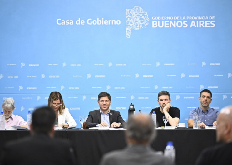 Kicillof recibió a representantes de la industria cultural