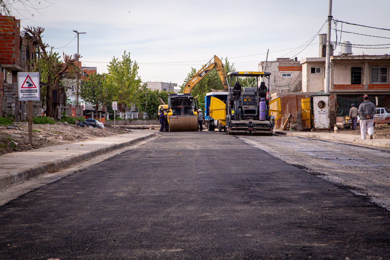 INGRESA EN SU ETAPA FINAL LA OBRA DEL ENTUBAMIENTO DEL CANAL CORDERO EN BERNAL OESTE