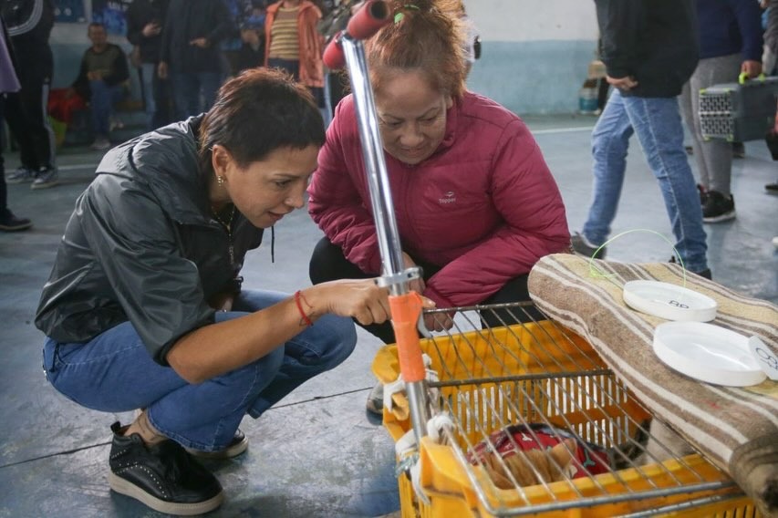 MAYRA PARTICIPÓ DE UN NUEVO MEGAOPERATIVO DE CASTRACIÓN Y VACUNACIÓN DE ANIMALES EN QUILMES OESTE