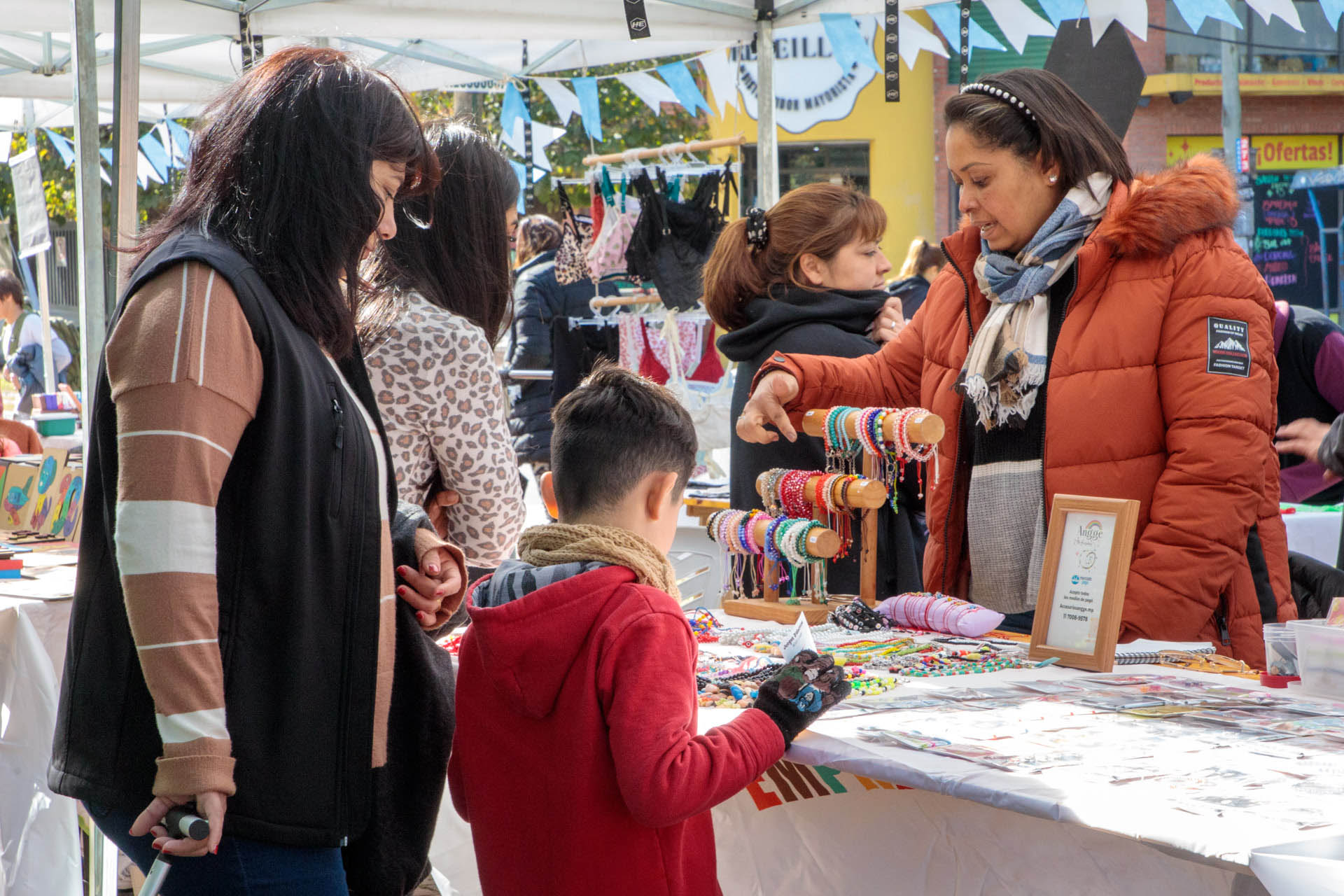 MUCHAS MÁS FERIAS EMPRENDER DURANTE MAYO