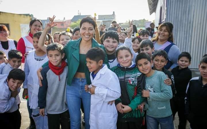 MAYRA ACOMPAÑÓ A LOS ESTUDIANTES QUE PARTICIPARON DE LA 16ª EDICIÓN DE LA FERIA DISTRITAL DE EDUCACIÓN, ARTE, CIENCIA Y TECNOLOGÍA