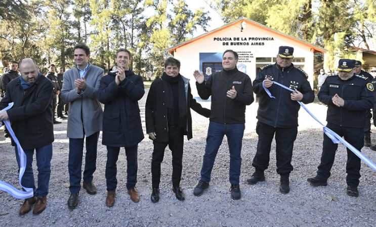 Kicillof inauguró las nuevas instalaciones de la Fuerza Barrial de Aproximación en San Vicente