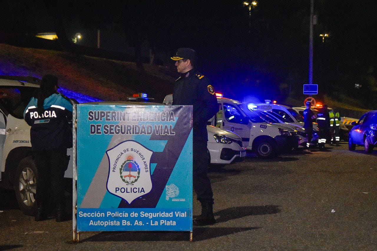 GRAN OPERATIVO VIAL Y DE ALCOHOLEMIA EN LA BAJADA DE LA AUTOPISTA EN QUILMES