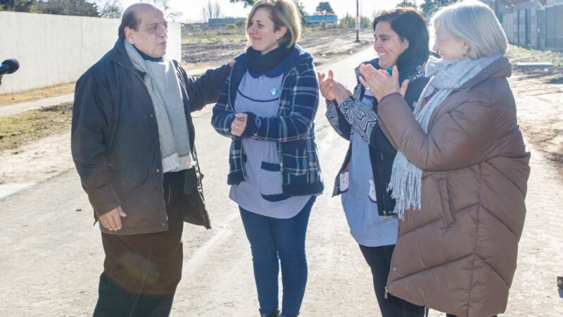 MUSSI INAUGURÓ LA PAVIMENTACIÓN DE LA CALLE 264 A EN SOURIGUES