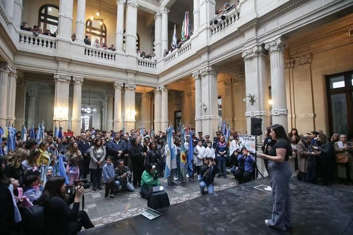 EL MUNICIPIO LLEVÓ ADELANTE EL ACTO INSTITUCIONAL POR EL 358º ANIVERSARIO DE LA CIUDAD DE QUILMES