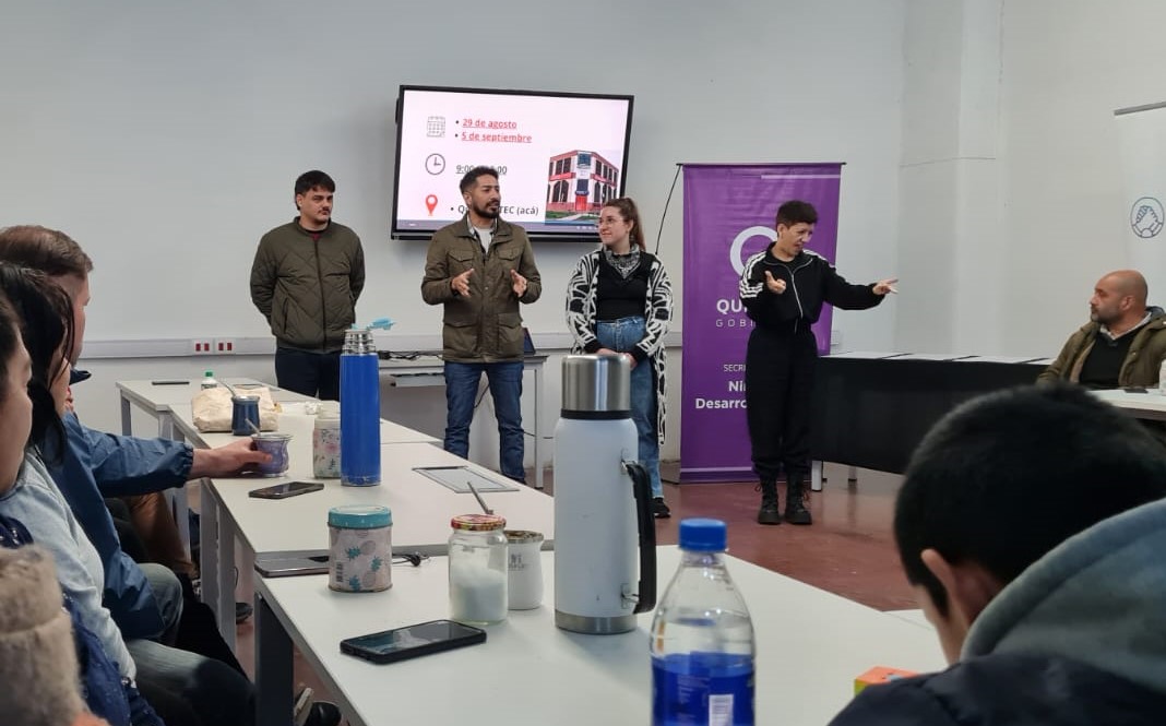 EXITOSO CIERRE DEL PRIMER TALLER DE APOYO A LA BÚSQUEDA DE EMPLEO PARA LA COMUNIDAD SORDA EN QUILMES TEC