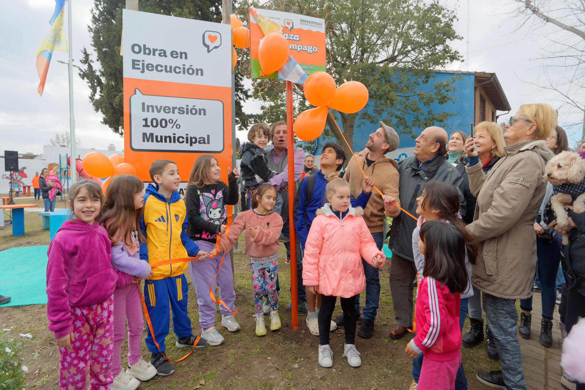 INAUGURARON LAS OBRAS REALIZADAS EN LA PLAZA EL RELÁMPAGO DE BERAZATEGUI