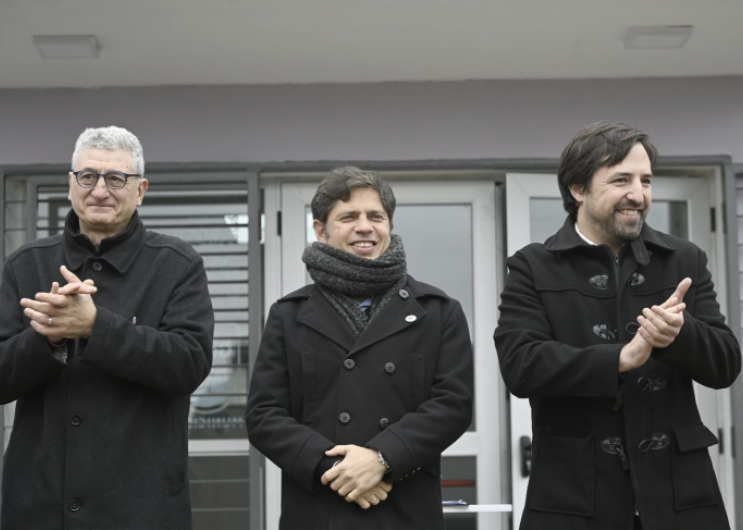 Kicillof inauguró un nuevo Centro de Atención Primaria de la Salud en el barrio La Carmencita