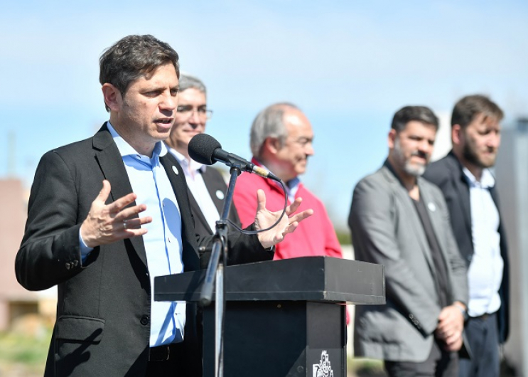 Kicillof entregó viviendas y suscribió un convenio para la integración urbana de cuatro barrios populares