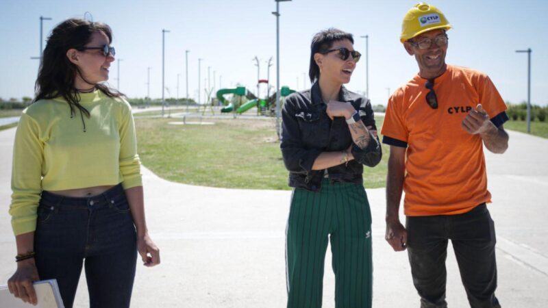 MAYRA SUPERVISÓ LA OBRA DEL NUEVO PÓRTICO DE ACCESO AL PARQUE DE LA RIBERA