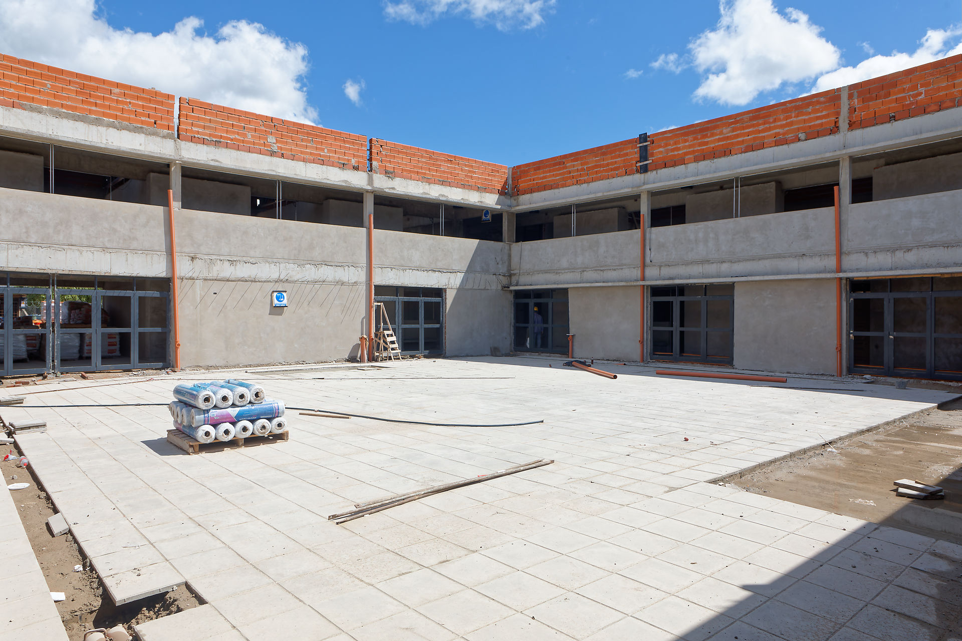 CONTINÚA LA URBANIZACIÓN DEL BARRIO ONCE DE EL PATO