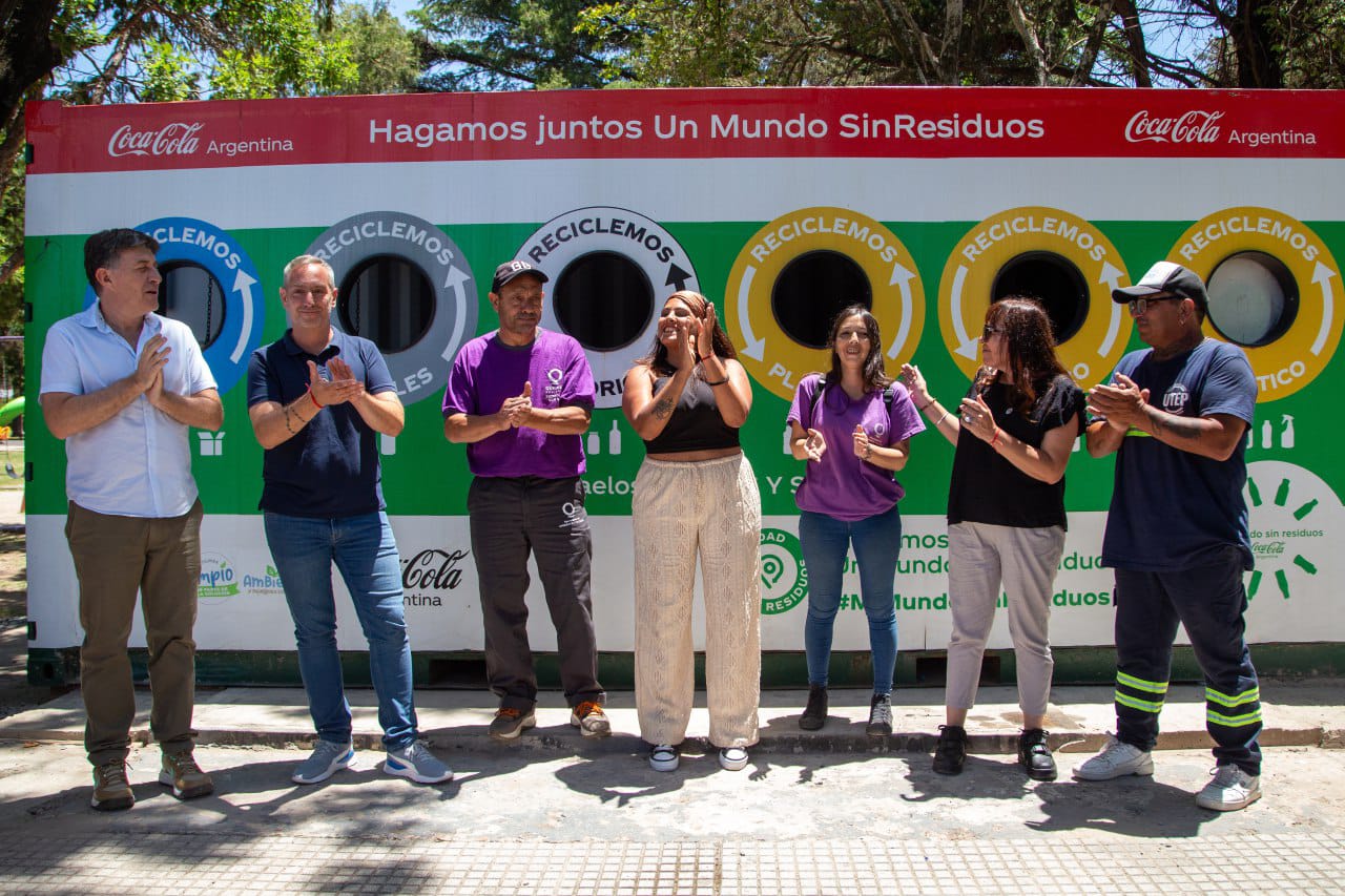 EL MUNICIPIO INAUGURÓ EL ECOPUNTO DE LA PLAZA VILLA LA ARMONÍA