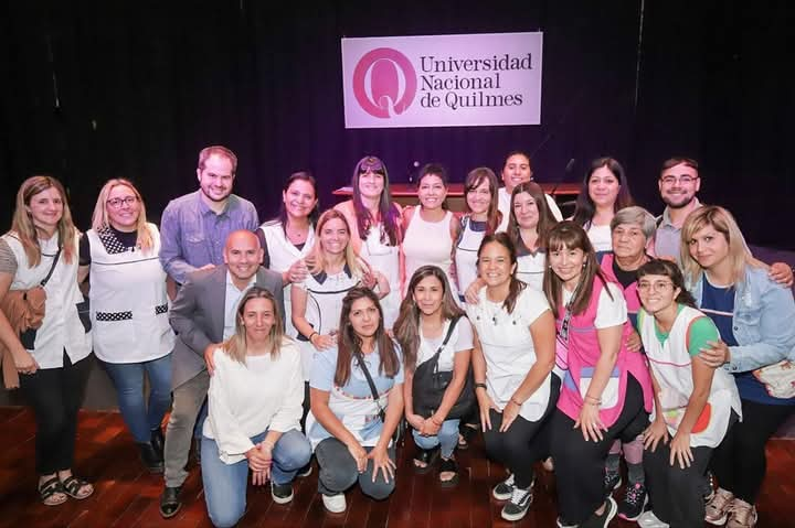 MAYRA PRESENTE EN EL CIERRE DEL PROYECTO “SEMBRAR EMPATÍA” DE LA EP Nº 62 Y LA ES Nº 31 DE QUILMES OESTE