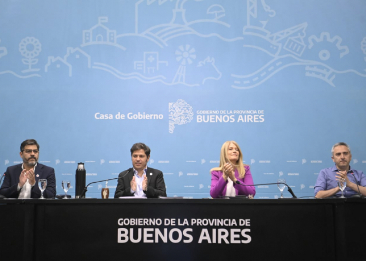 Kicillof: “Si intentan privatizar Aerolíneas, trabajaremos junto a las provincias y los trabajadores para evitar su desguace”