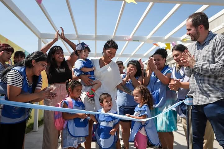 MAYRA INAUGURÓ EL JARDÍN MATERNAL MUNICIPAL DE EZPELETA ESTE: “ESTO ES LO QUE LA COMUNIDAD DE QUILMES MERECE”