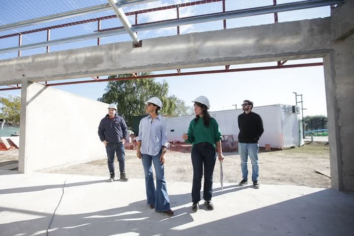 MAYRA SUPERVISÓ EL AVANCE DE OBRA DEL NUEVO NATATORIO MUNICIPAL EN SAN FRANCISCO SOLANO