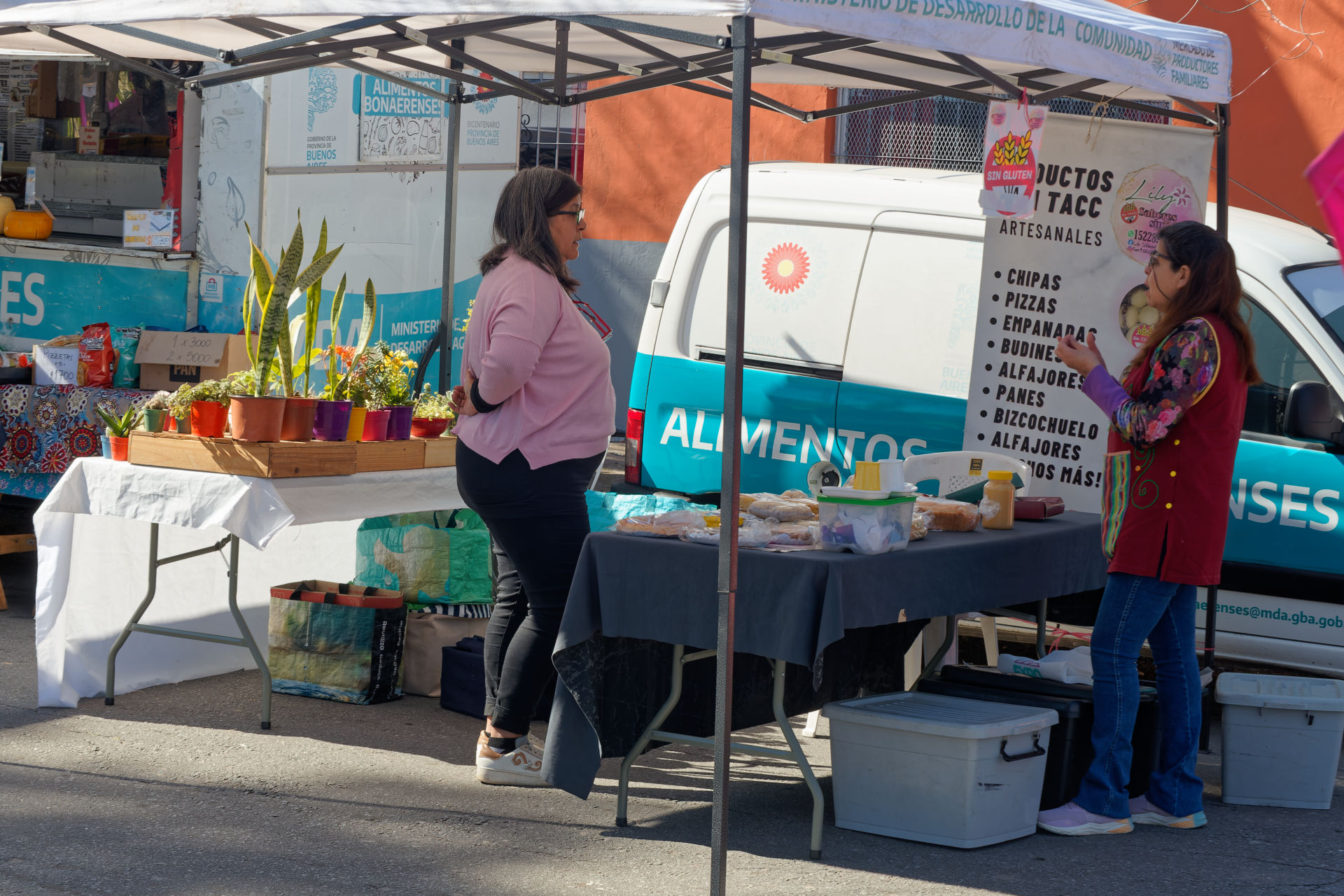 Se Realizo Un Nuevo Mercado De Productores Familiares En Berazategui 2