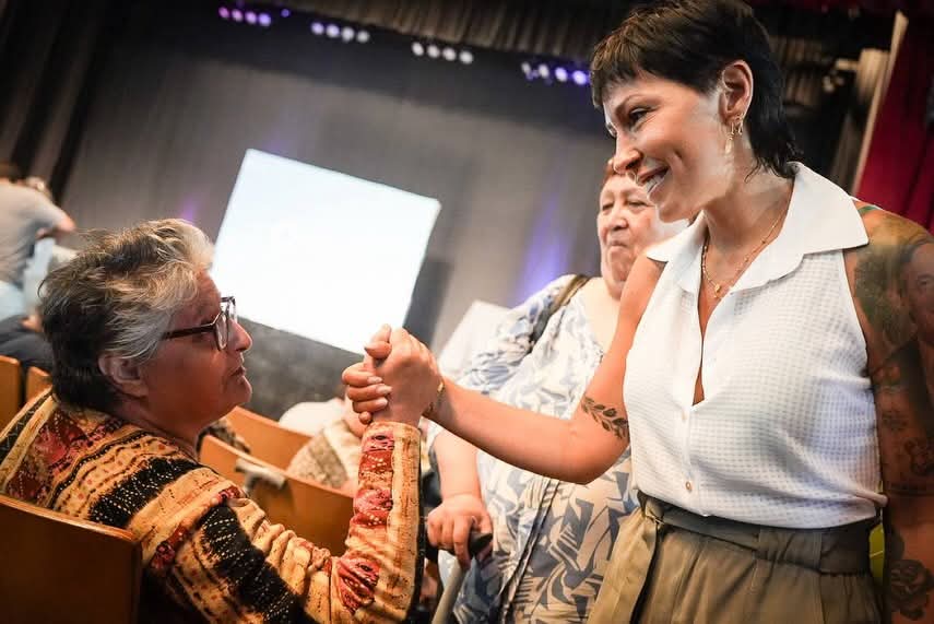 mayra encabezÓ la firma de 198 escrituras para vecinas y vecinos de quilmes 2