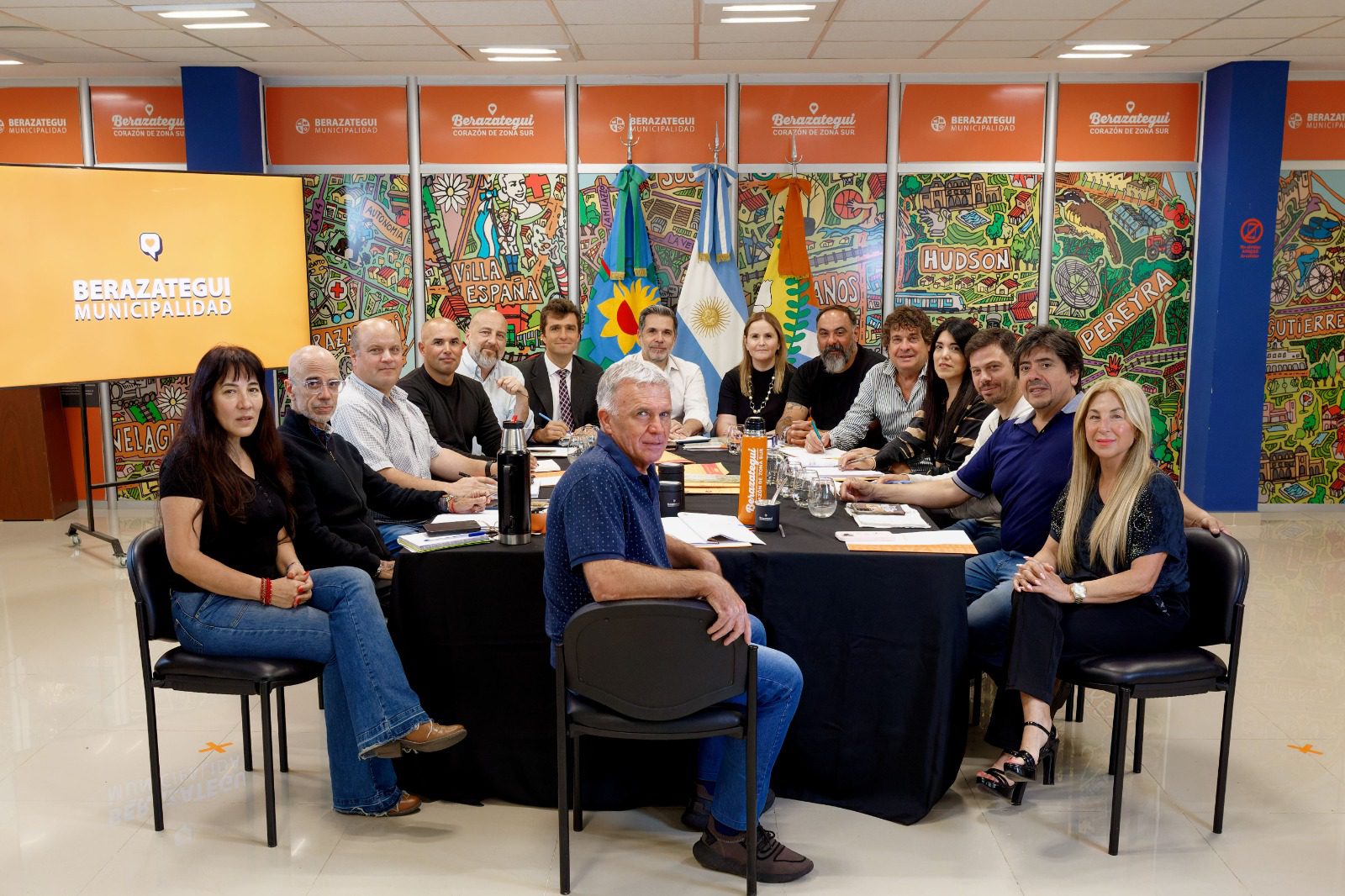 el intendente carlos balor mantuvo una reunión de trabajo con el gabinete municipal