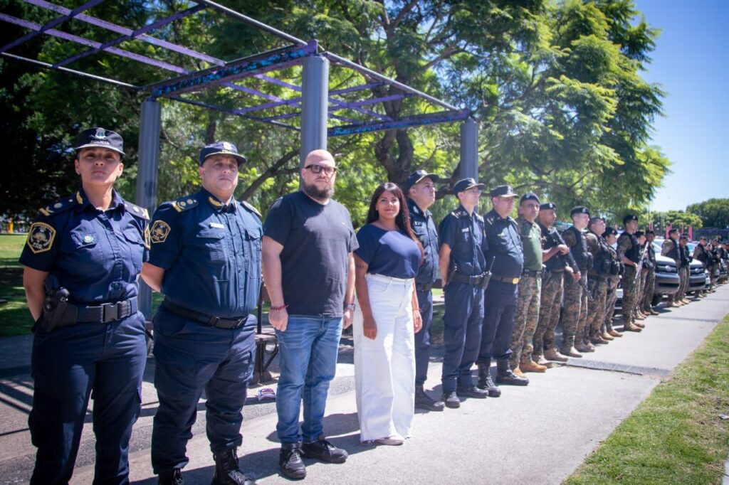 INTENSO OPERATIVO DE SATURACIÓN E INTERCEPTACIÓN VEHICULAR EN QUILMES OESTE Y EZPELETA intenso operativo de saturaciÓn e interceptaciÓn vehicular en quilmes oeste y ezpeleta 2