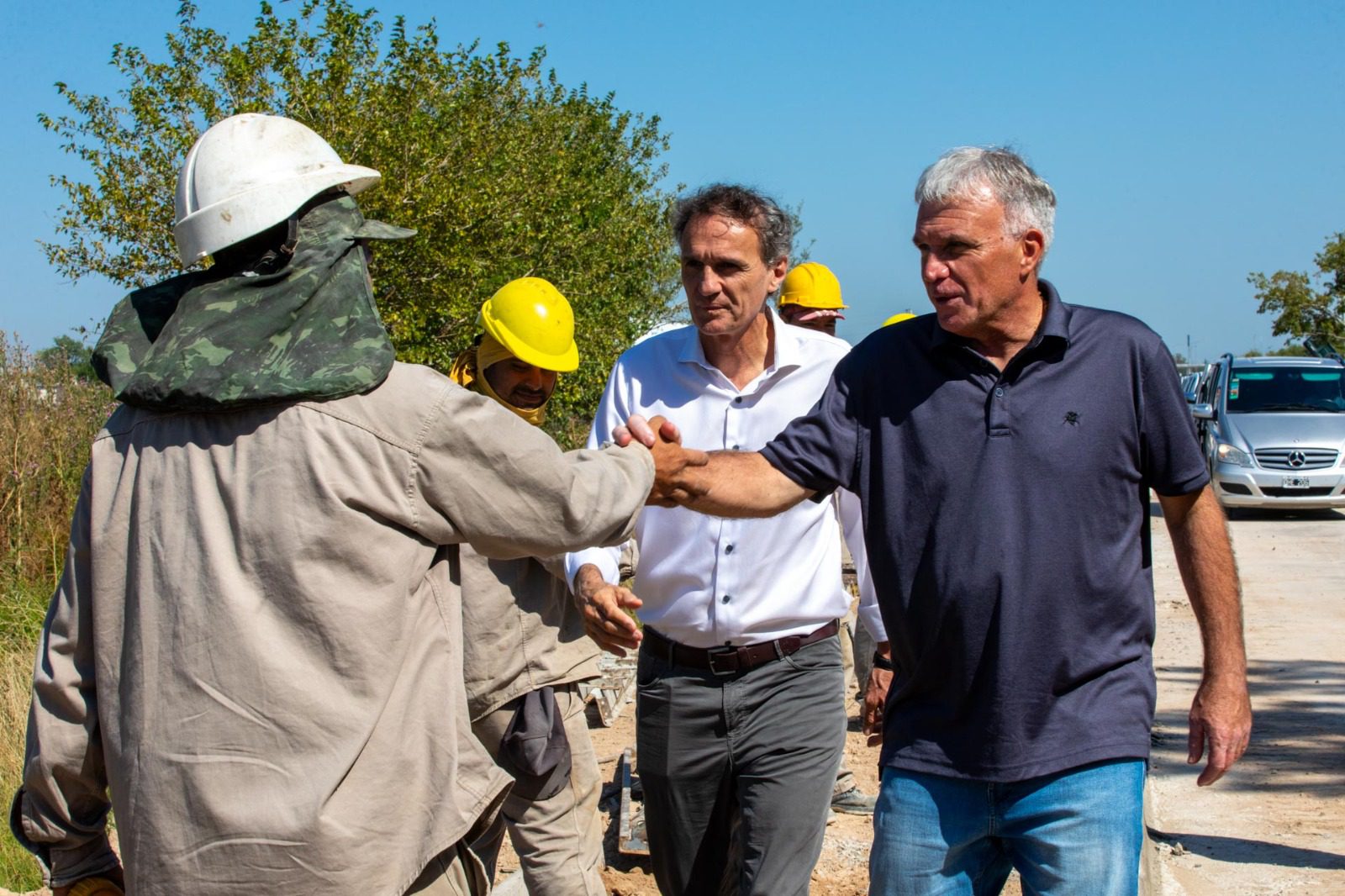 balor y katopodis supervisaron la repavimentación de calle 109 entre 5 y 11 (2)
