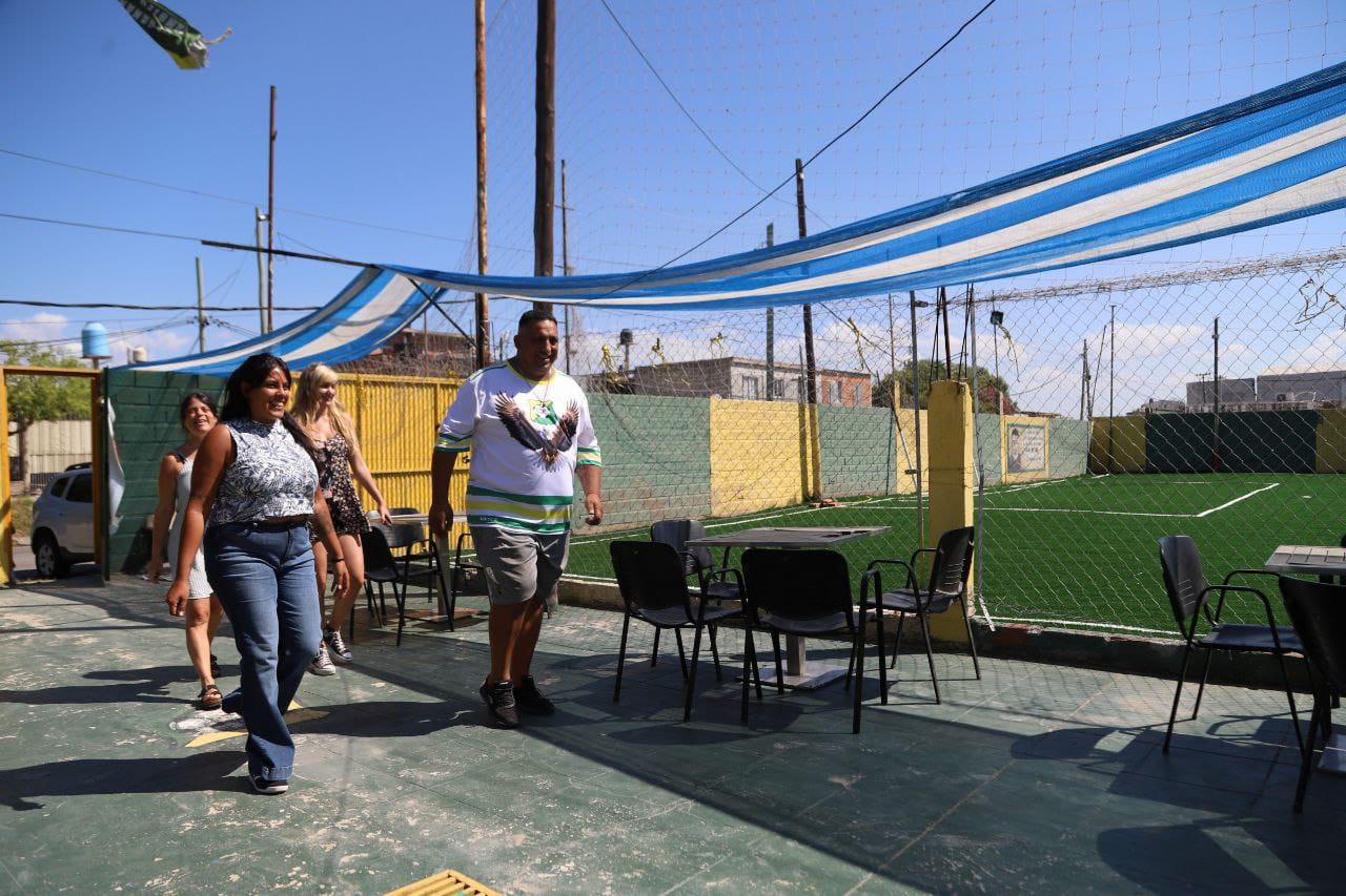 CON APOYO ECONÓMICO DEL MUNICIPIO AVANZA LA OBRA DE LA CANCHA DE CÉSPED SINTÉTICO EN EL CLUB SAN PABLO con apoyo econÓmico del municipio avanza la obra de la cancha de cÉsped sintÉtico en el club san pablo 1