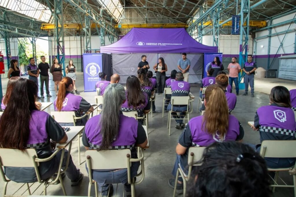 el municipio entregÓ credenciales a inspectores de trÁnsito y de vÍa pÚblica de la agencia de ordenamiento urbano y vial 3