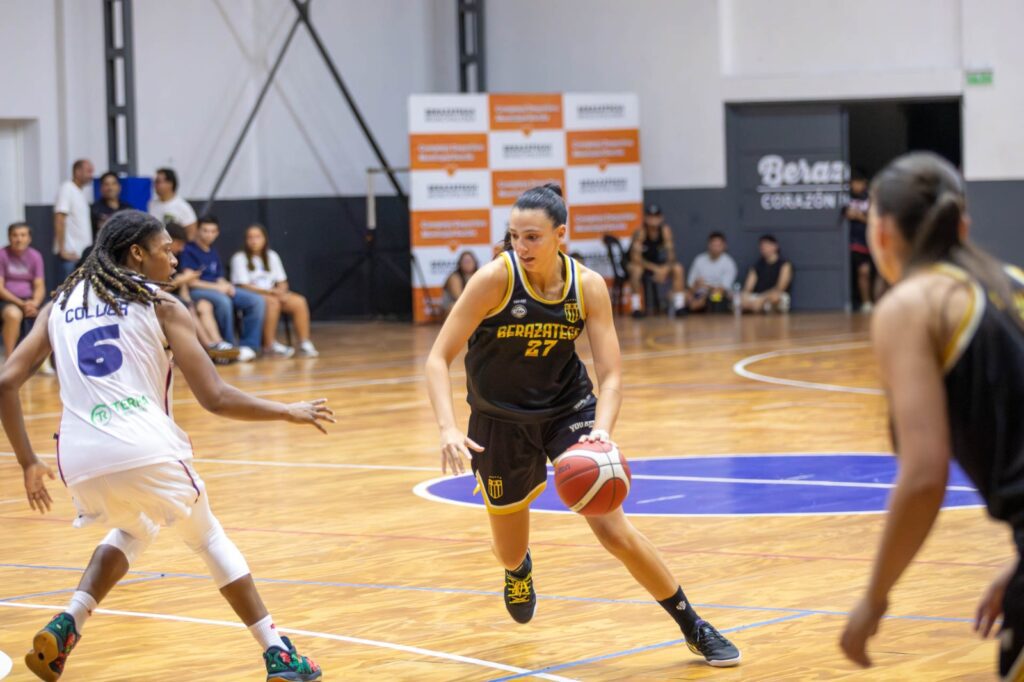 El intendente Carlos Balor acompañó al Deportivo Berazategui el intendente carlos balor acompañó al deportivo berazategui 4