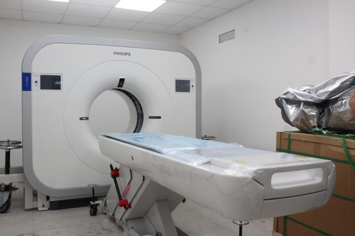 La Provincia entregó un tomógrafo en el hospital “Cestino” de Ensenada whatsapp image 2026 01 30 at 13.30.37
