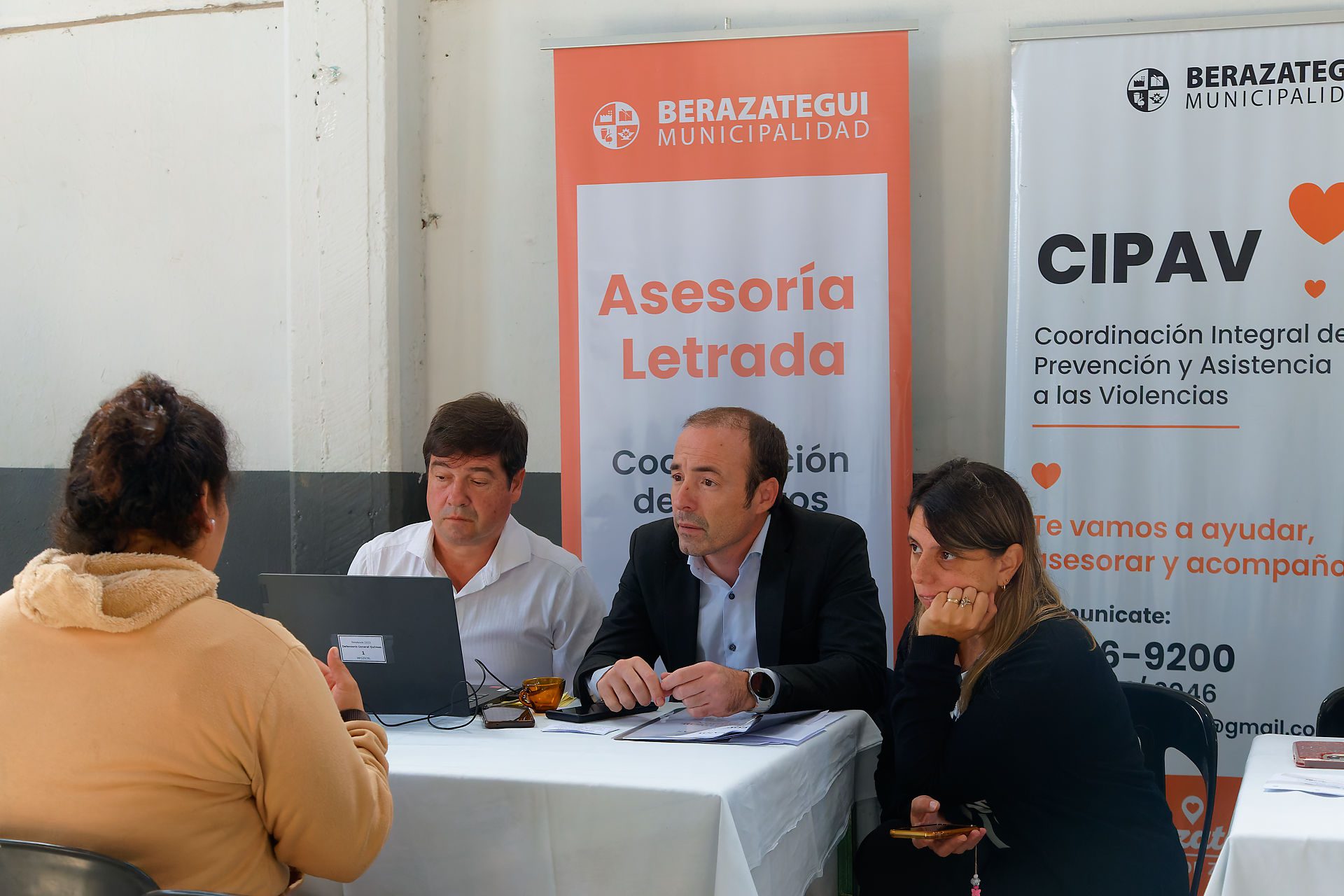 Se realizó un Operativo de Asesoramiento Legal gratuito en El Pato se realizó un operativo de asesoramiento legal gratuito en el pato (3)