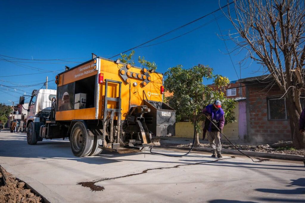 el municipio finalizÓ la construcciÓn de 29 nuevas cuadras en los barrios san valentÍn, 25 de mayo y gaby 1º en bernal oeste 3