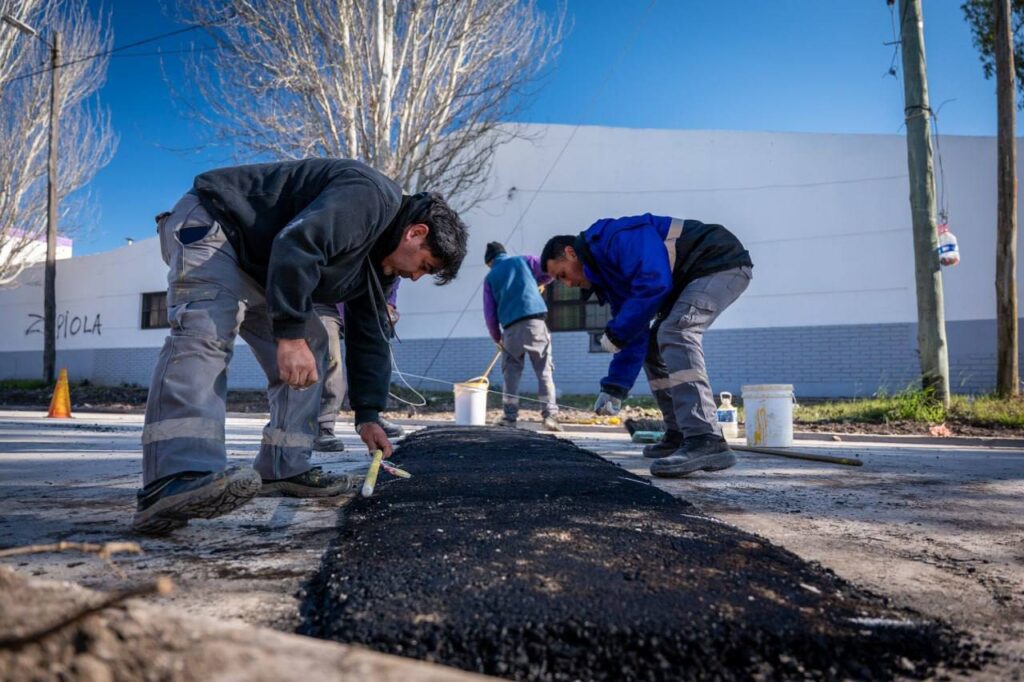 el municipio finalizÓ la construcciÓn de 29 nuevas cuadras en los barrios san valentÍn, 25 de mayo y gaby 1º en bernal oeste 5