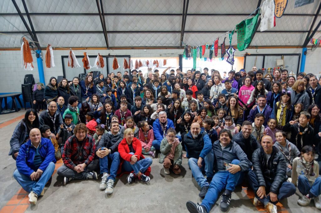 el grupo scout pablo vi ahora realiza sus actividades en el polideportivo municipal n° 1