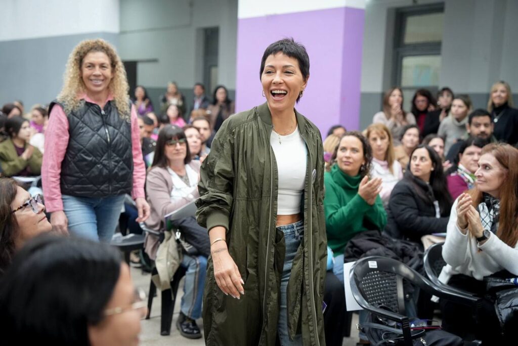 mayra y eva mieri encabezaron en ezpeleta el lanzamiento del programa de salud escolar 2026 3 (1)