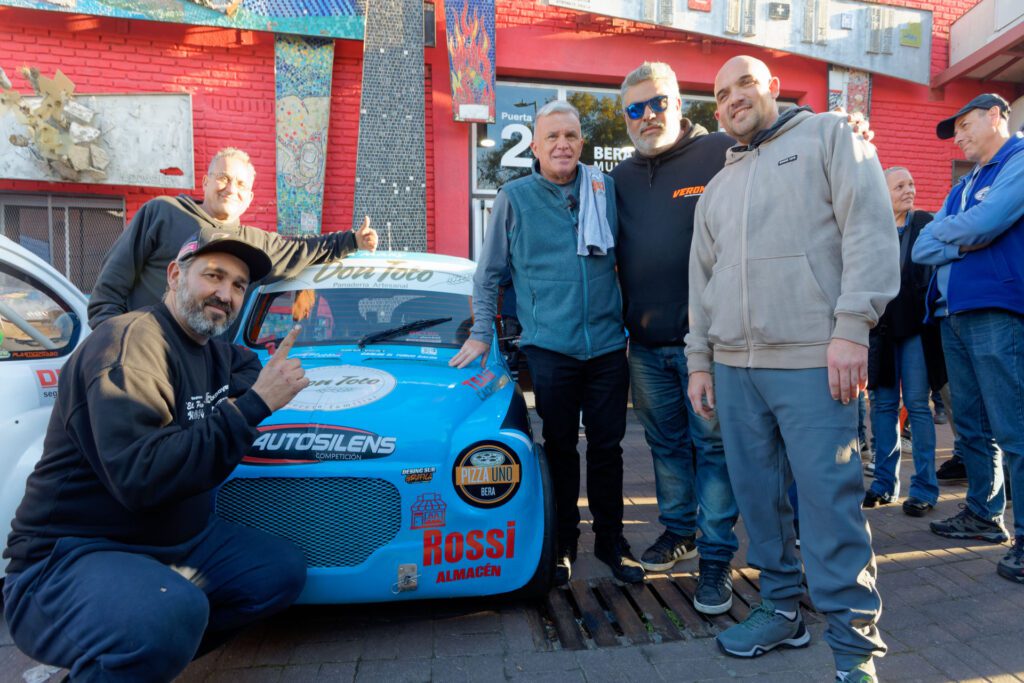 brilló el 13° salón de automóviles y motos clásicas de berazategui (3)